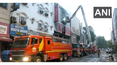 India News | One Dead After Fire Broke out in Karol Bagh's Commercial Building
