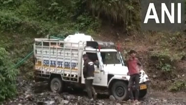India News | Locals Rush Aid in Flood-hit Mandi as Toll Climbs to 69 Following Monsoon Havoc in Himachal