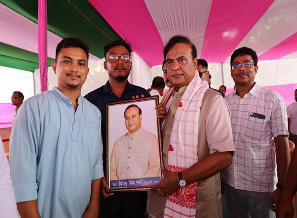 India News | Assam CM Himanta Biswa Sarma Reviews Welfare Initiatives in Baksa