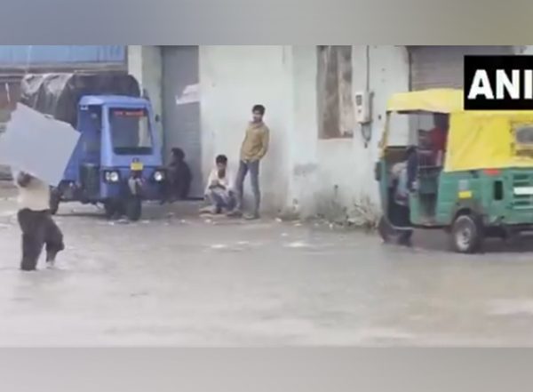 India News | Gujarat: Heavy Rainfall Triggers Waterlogging in Parts of Ahmedabad