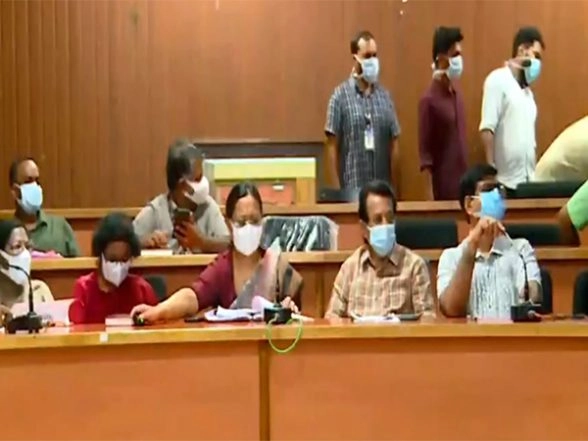 LatestLY - Business - News Image