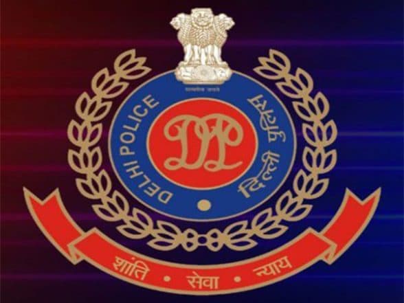 India News | Delhi: 17-year-old Boy Injured in Azadpur Firing Incident; FIR Registered, Search on for Accused