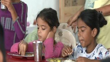 India News | Pilgrims Participating in Amarnath Yatra Receive Free Langar Services in Jammu