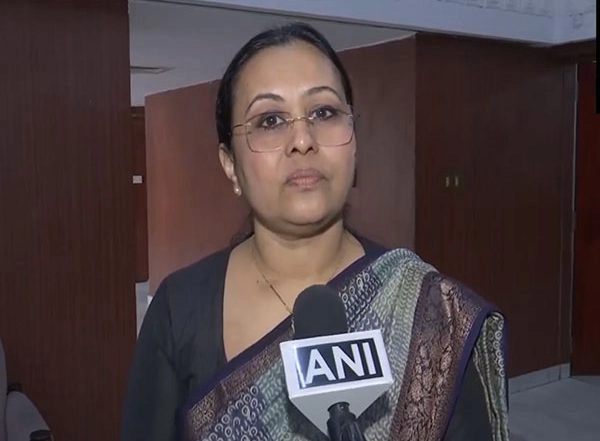 India News | 485 People Are Currently on Nipah Virus Contact List in Kerala, Says Health Minister Veena George