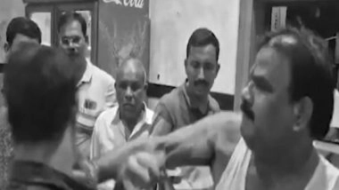 India News | Shiv Sena MLA Sanjay Gaikwad Assaults Canteen Worker on Video; Priyanka Chaturvedi Targets Maharashtra Govt