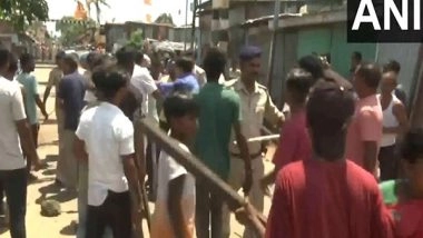 India News | West Bengal: Clash Erupts Between Two Groups over Cricket Tournament