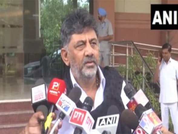 India News | Doing a Lot of Empty Talk, Get Us Funds from Centre First: DK Shivakumar Tells HD Kumaraswamy