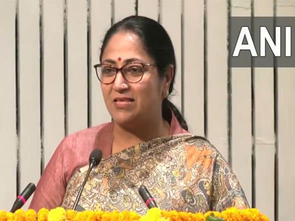 India News | PWD Cancels Tender for Delhi CM Rekha Gupta's Official Residence Renovation