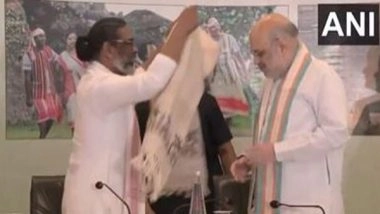 India News | Jharkhand CM Hemant Soren Felicitates Amit Shah at Eastern Zonal Council Meeting in Ranchi