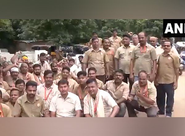 India News | Odisha: Commuters Face Inconvenience as Drivers' Protest Enters Day 4