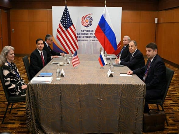 World News | US, Russia Top Diplomats Meet Again over Ukraine at ASEAN Summit