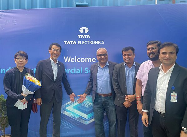 World News | Japan Fully Committed to India's Journey to Manufacture Semiconductors:  Envoy Ono Keiichi