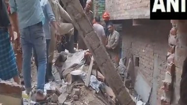 India News | Seelampur Building Collapse: 8 Injured, Including Infant; Rescue Operation Continues in North-East Delhi