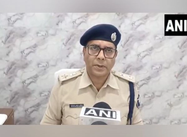 India News | Bihar: Gaya City SP Orders Probe After Motorbike Rider Killed in Collision with Police Car