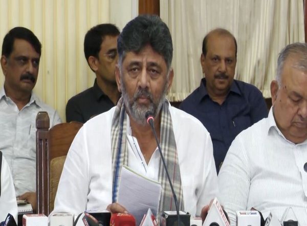 India News | Day After Siddaramaiah Denies Leadership Change, Shivakumar's 'chair' Remark Fuels Speculation