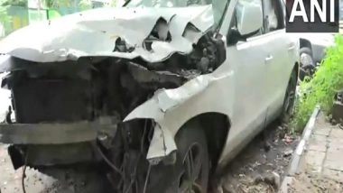 India News | Car Runs over People Sleeping on Footpath in Delhi; 'Drunk' Driver Aprehended