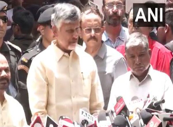 India News | Andhra Pradesh: CM Chandrababu Naidu Pays Tribute to Veteran Actor Kota Srinivasa Rao