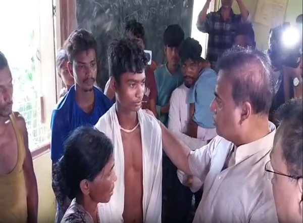India News | Assam CM Sarma Visits Flood-hit Areas of Golaghat District, Inspects Relief Camps