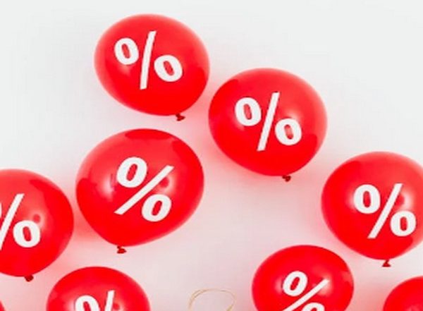 Business News | US Fed Rate Cut in September Hinges on Labour Market and Inflation: UBI Report