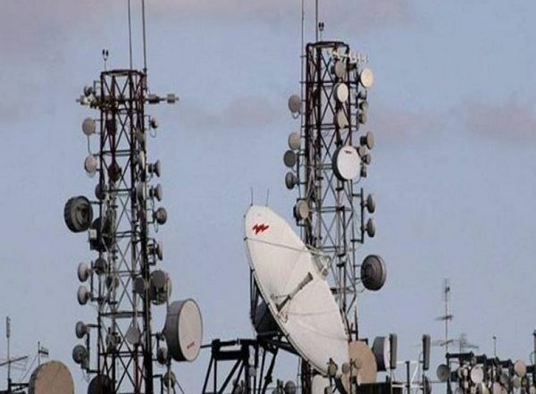 Business News | MTNL Defaults on Rs 8,585 Crore Loan to Seven PSU Banks, Fails to Repay Principal, Interest