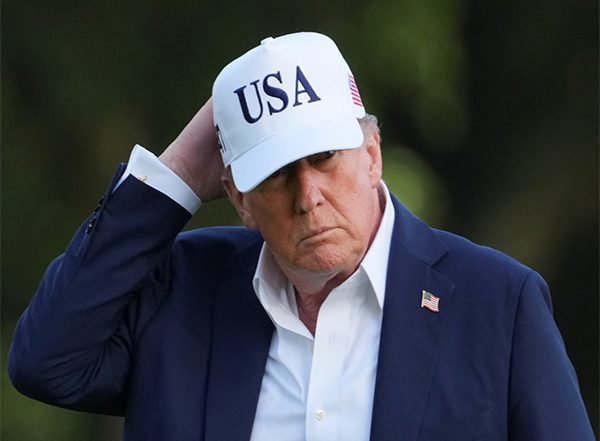 World News | Trump Cuts Tariff on Indonesian Imports to 19 Per Cent Under New Trade Deal