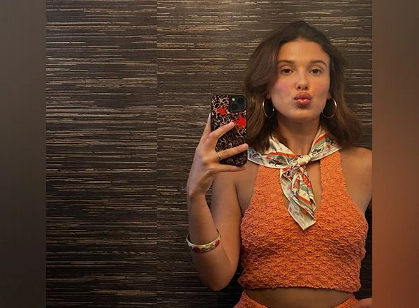 Entertainment News | Millie Bobby Brown to Star Opposite Gabriel LaBelle in New Rom-com 'Just Picture It'
