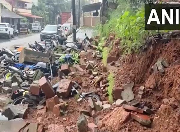 India News | Karnataka: Landslide Occurs in Mangaluru Following Heavy Rainfall; Restoration Work Underway