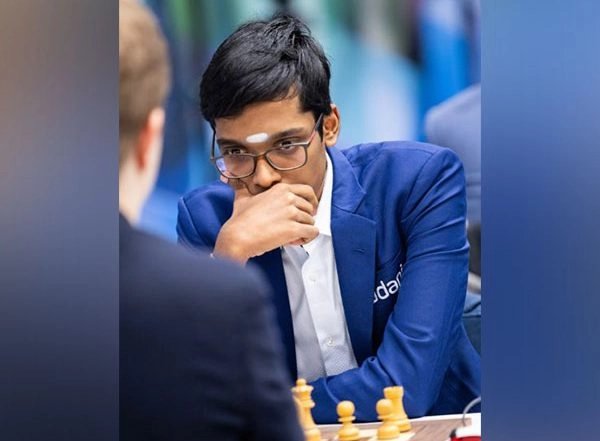 Sports News | Chess Grand Slam: Rameshbabu Praggnanandhaa Upsets World No. 1 Magnus Carlsen to Finish at Top in Group Stage