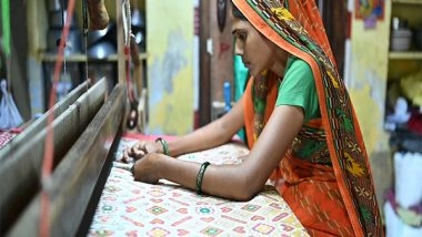 Business News | Handlooms Commissioner Calls for Reinvention to Match Changing Consumer Demands