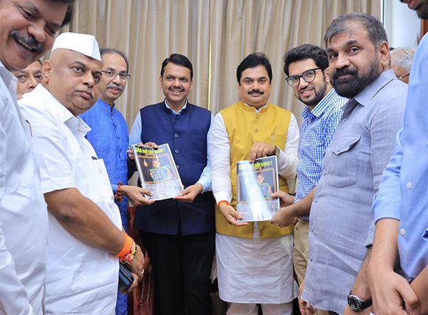 India News | Uddhav Thackeray Meets CM Devendra Fadnavis Amid Language Row in Maharashtra