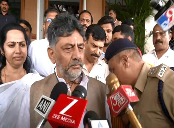 India News | Entire Country Following What Congress Doing in Karnataka: Shivakumar on Bihar CM's Free Electricity Announcement