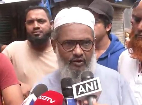 India News | Reason for Blast Not Confirmed, Damage Caused to Mosque as Well: Eyewitness of Mumbai Chawl Collapse