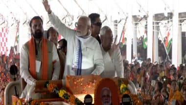 India News | Bihar: PM Modi Holds Roadshow in Motihari