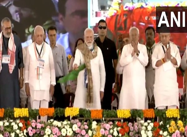 India News | PM Modi Flags off Four New Amrit Bharat Trains in Poll-bound Bihar