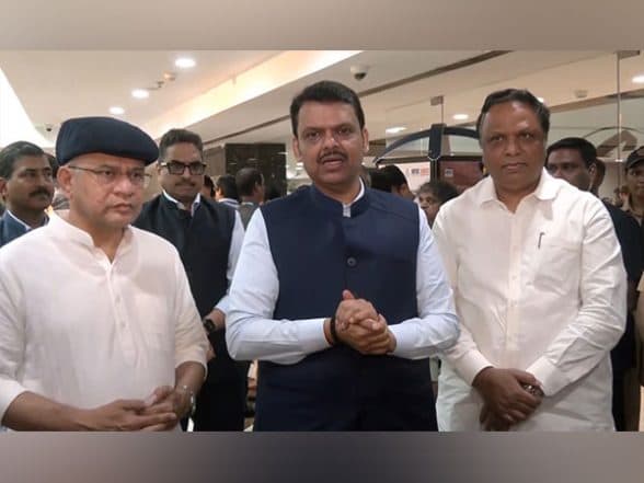 Entertainment News | Maharashtra CM Fadnavis, Union Minister Ashwini Vaishnaw Inaugurate IICT's New Campus in Mumbai