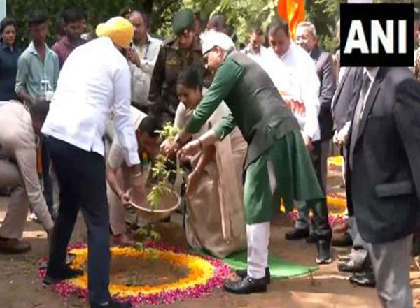 India News | Delhi CM Rekha Gupta Joins 'Van Mahotsav' Program, Hails Nationwide Support for 'Ek Ped Maa Ke Naam' Initiative