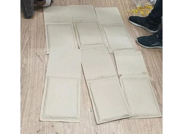 India News | Foreign National Held with Rs 7.63 Crore Worth of Crystal Meth in Pune