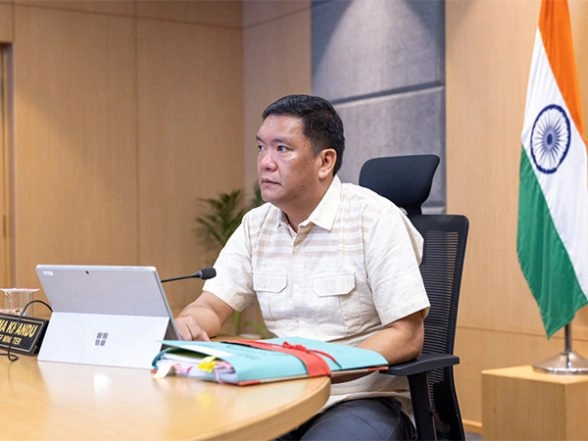 LatestLY - Politics - News Image