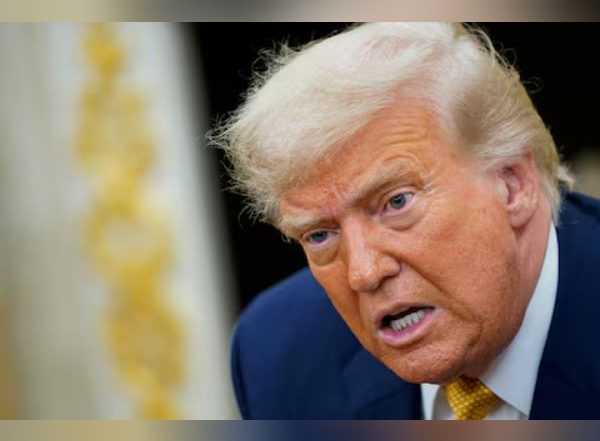 India News | Trump Diagnosed with Chronic Venous Insufficiency: Why Doctors Caution Against Ignoring Even Mild Symptoms