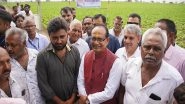 India News | Gujarat: Union Agriculture Minister Shivraj Singh Chouhan Meets Farmers at Groundnut Fields