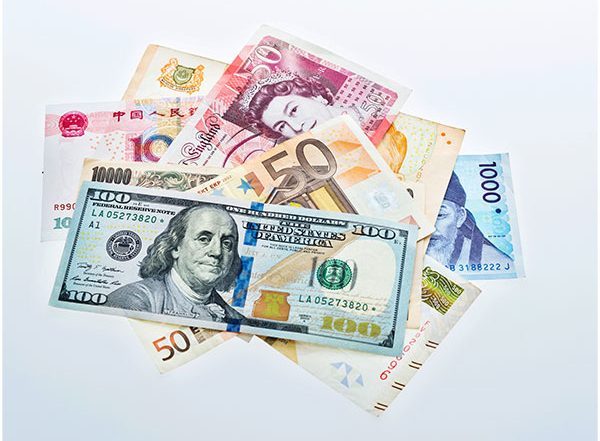 Business News | India's Forex Reserves Dip from $3.06 Bn to $696.67 Bn, Second Straight Weekly Decline
