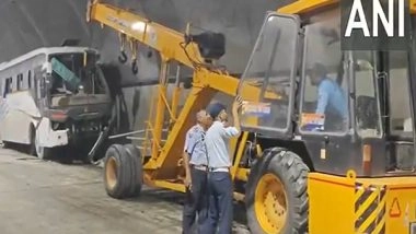 India News | J-K: Bus Carrying Amarnath Pilgrims Meets with Accident, Four Injured