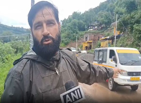 India News | J-K: Heavy Rainfall in Rajouri District for 3 Consecutive Days Triggers Landslides, Damages Houses and Blocks Roads
