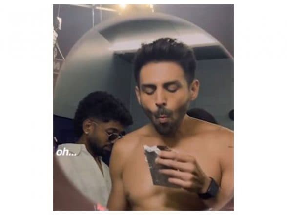 Entertainment News | Kartik Aaryan "caught Cheating On....'' at Coldplay Concert, Actor's Hilarious Take on Astronomer CEO Incident Leaves Netizens in Splits