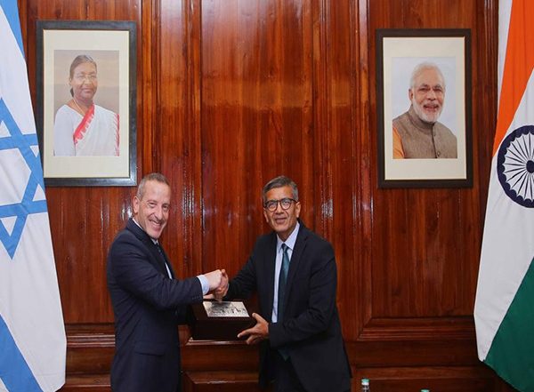 World News | India-Israel Forge Deeper Defence Ties; Condemn Terrorist Acts of Pahalgam, Oct 7