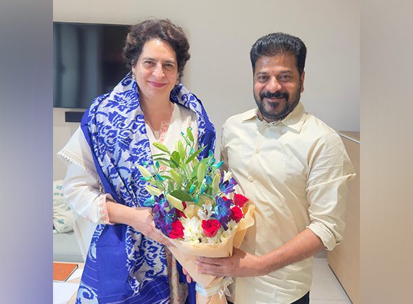 India News | CM Revanth Reddy Meets Priyanka Gandhi, Discusses Caste Survey in Telangana