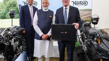 World News | PM Modi Visits Exhibition on India-UK Economic Partnership, Talks to Business Leaders