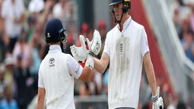 Sports News | Duckett-Crawley Partnership Helps England Score 225/2 Against India in Manchester Test
