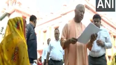 India News | UP CM Yogi Addresses Grievances of 200 Citizens at Janata Darshan; Orders Swift and Fair Action