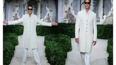 Entertainment News | ICW 2025: Akshay Kumar Makes Stylish Return to the Runway After Years, Exudes His Desi Swag in Falguni Shane Peacock's Majestic White Sherwani